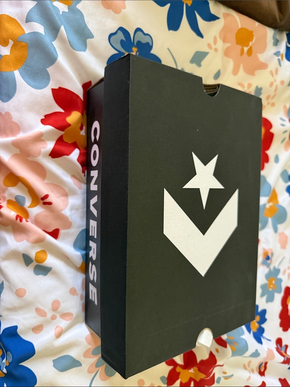 Converse Shoe Box - Not VR Item